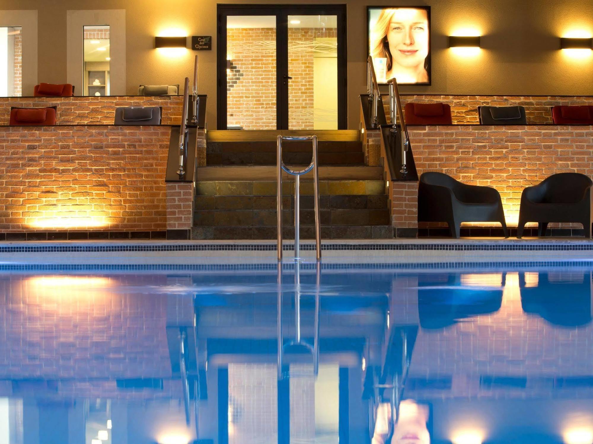 Logis Hotel Saint-Roch Pleumartin Dış mekan fotoğraf